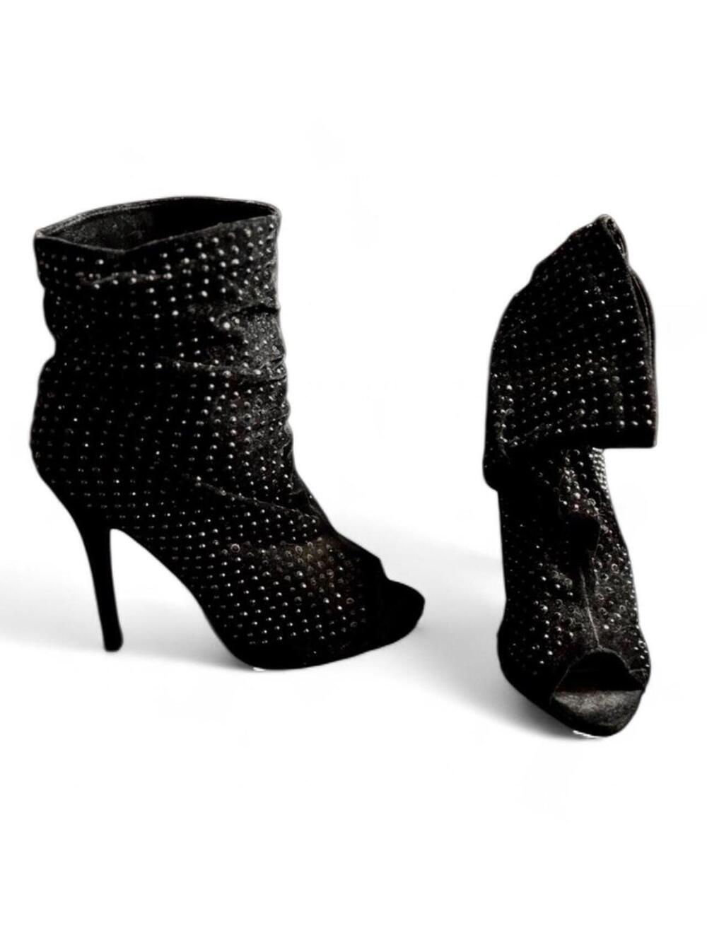 Black studded ankle stiletto boots #stilettoboots